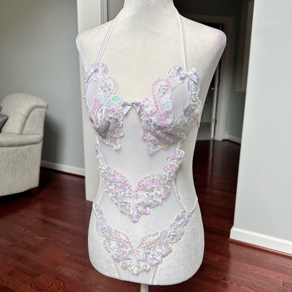 Vintage 90s 2000s Fredrick's of Hollywood White Sequin Sheer Lace Bodysuit